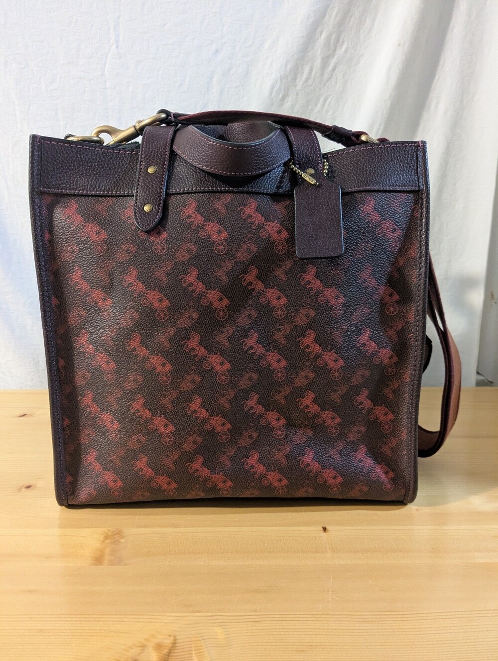 Coach Tote Bag in Burgundy